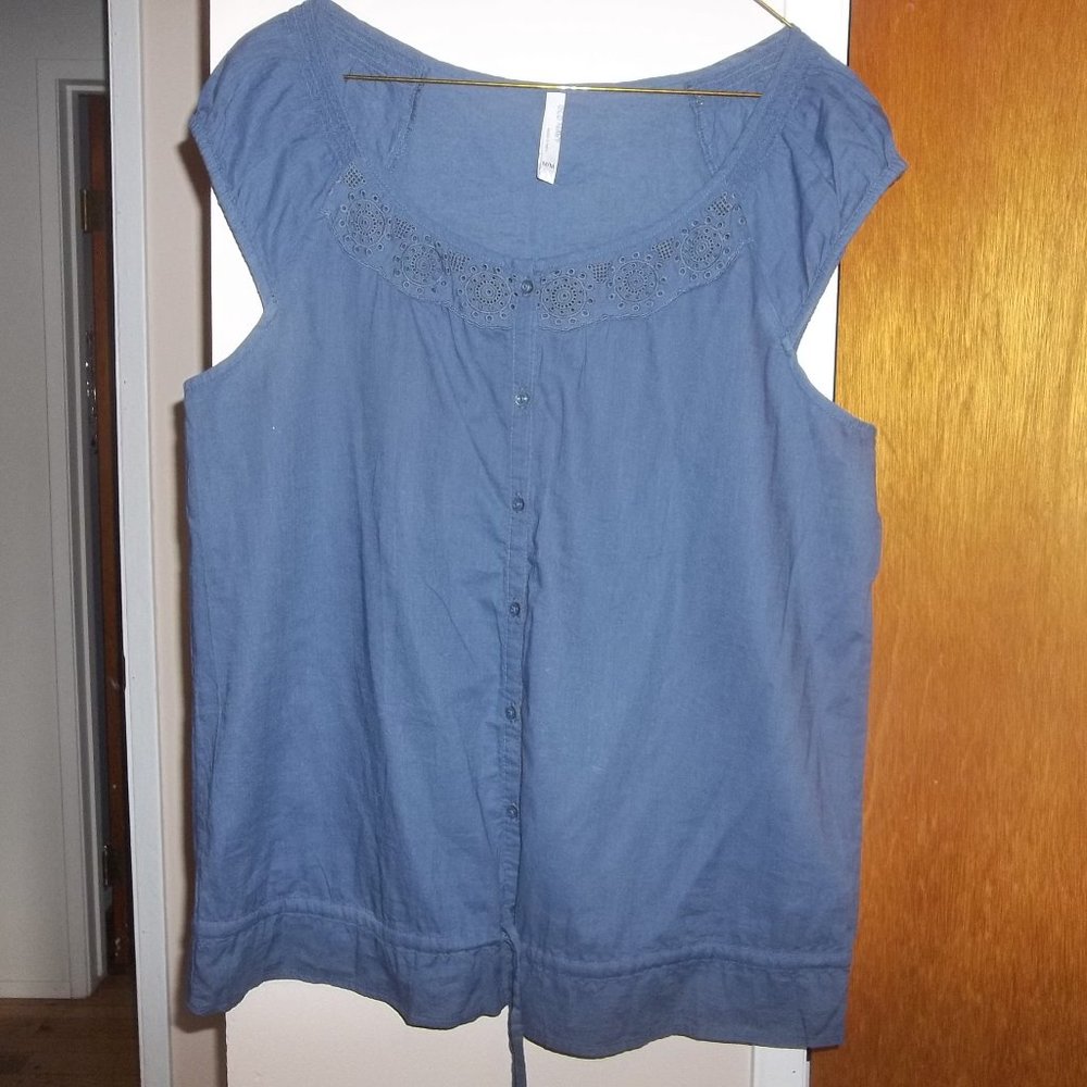 Old Navy cotton shirt